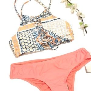 HOT WATER NWT 2-piece Bikini